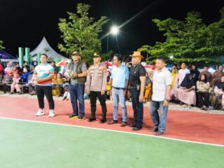 Servis Bola Pertama, Pj Sekda Alimudin Muhammad Resmi Buka Turnamen Bola Voli Berani Cup 2025