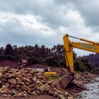 Aktivitas Tambang Galian C Stone Crusher CV Rajawali Bersama PT Wahana Cipta Lestari Punya IUP Namun Tidak Miliki RKAB 