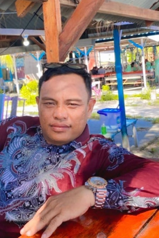Kepala Desa Molosipat Utara, Masrin Husain Foto Istimewa